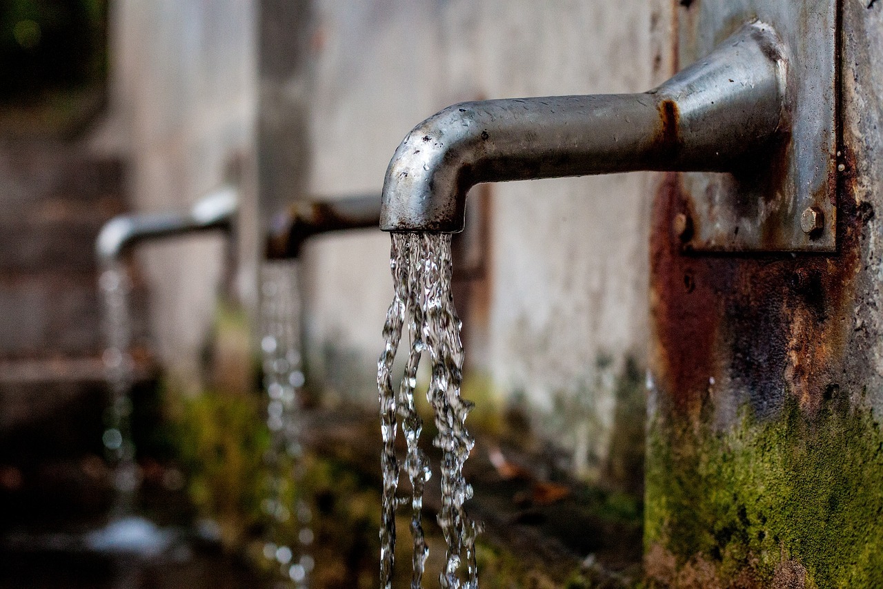 faucet, fountain, water, water dispenser, watercourse, water fountain, drinking water, water basin, nature, faucet, water, water, water, drinking water, drinking water, drinking water, drinking water, drinking water